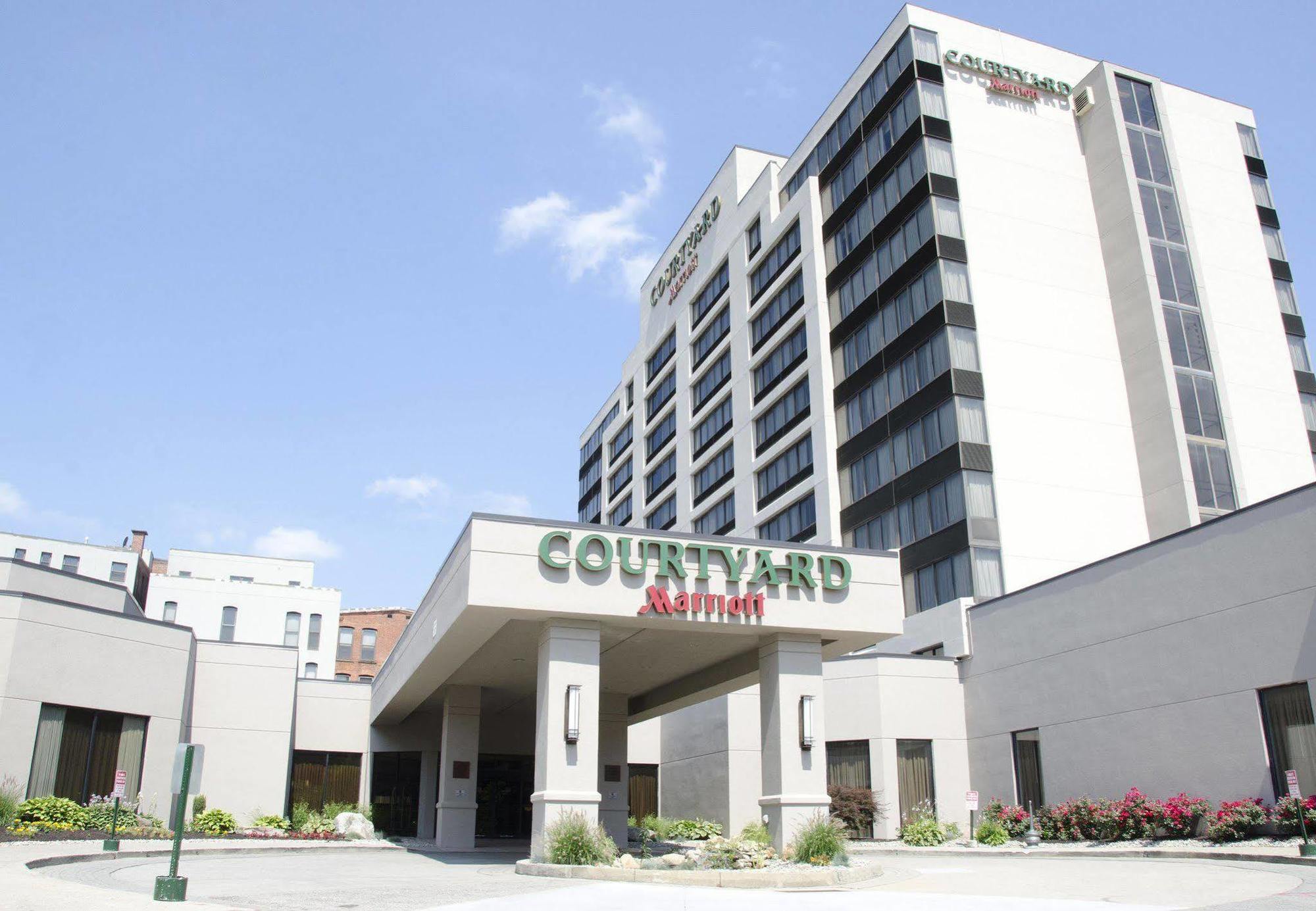 Hotel Courtyard Waterbury Downtown Exteriér fotografie